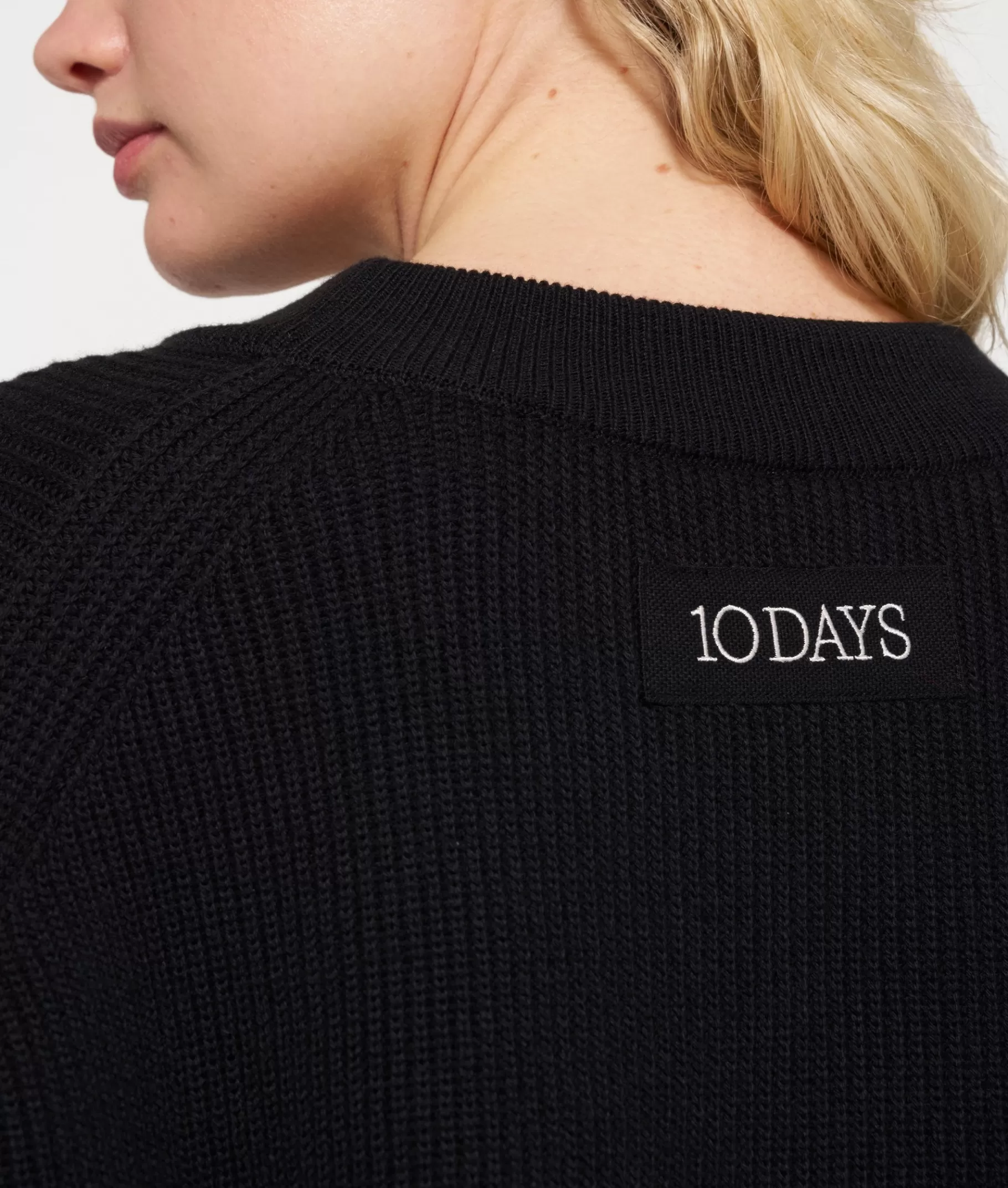 Fashion 10DAYS Knit Sweater black