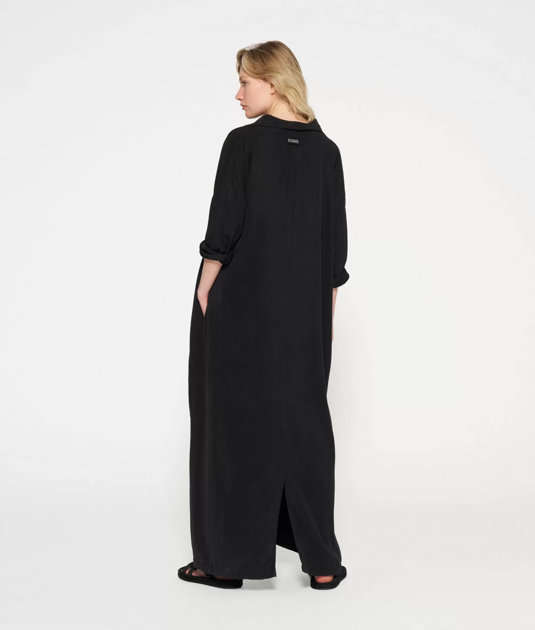 Hot 10DAYS Standing Collar Maxi Dress black