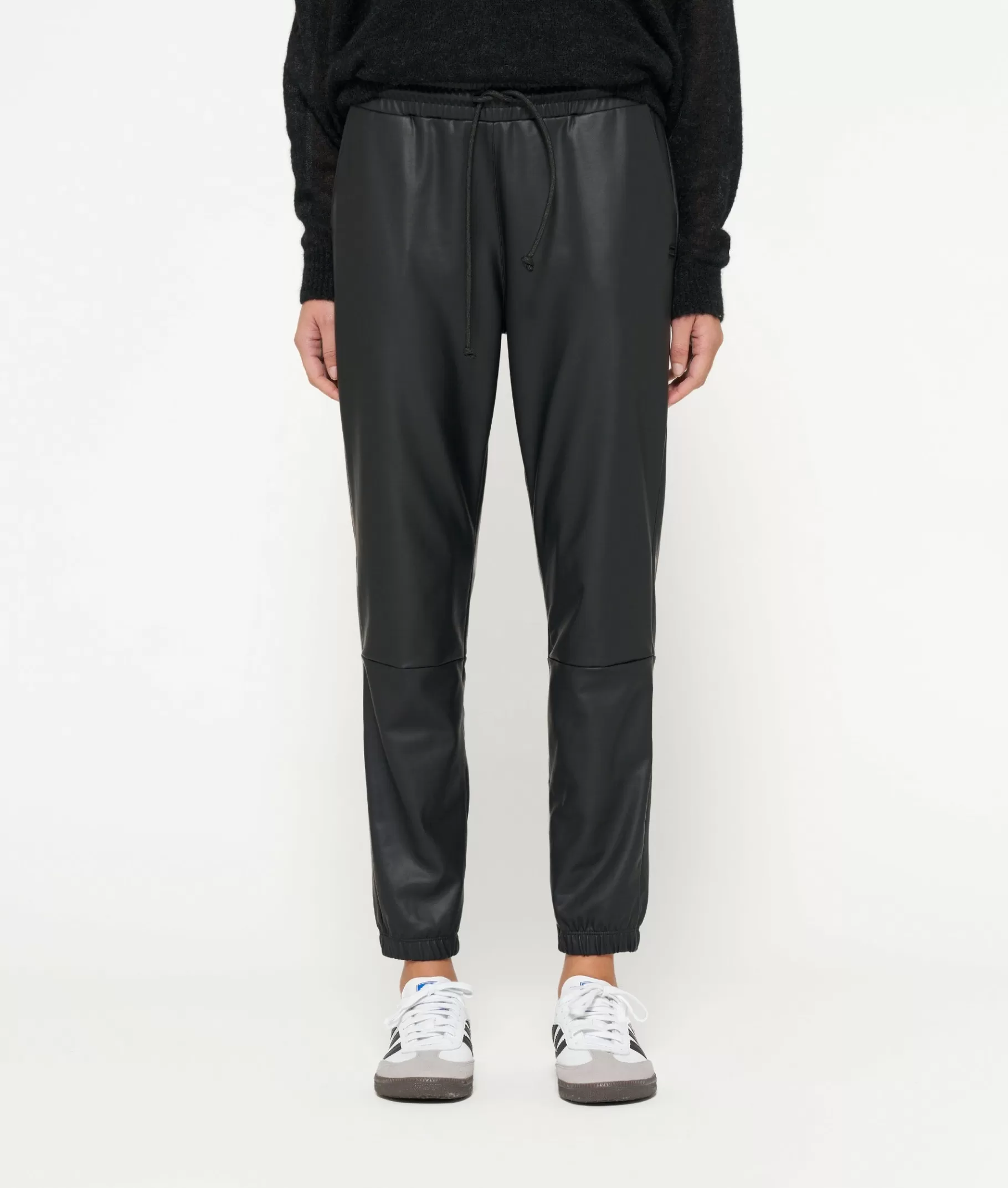 Hot 10DAYS THE LEATHERLOOK CROPPED JOGGER black