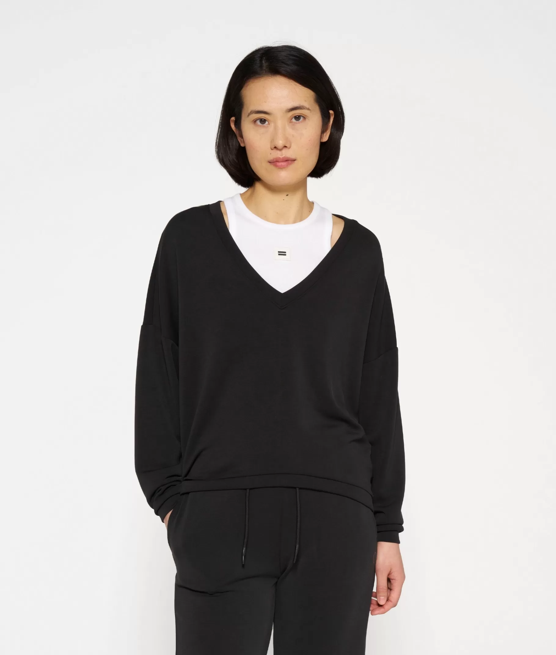 Clearance 10DAYS V-neck Sweater Scuba black